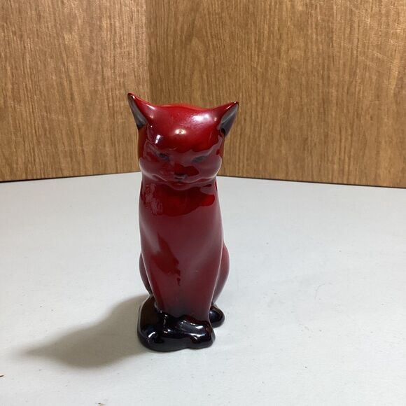 Vintage Royal Doulton Flambe Seated Cat Figurine 5 Inches Tall Made In England - Picture 1 of 5